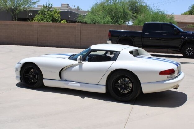 1996 Dodge Viper
