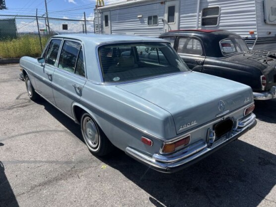 1973 Mercedes-Benz 280