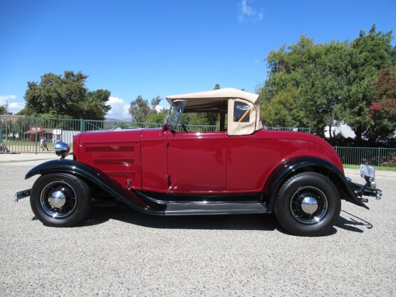 1932 Ford Model 18