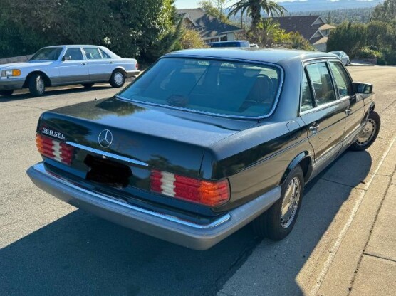 1988 Mercedes-Benz 560SL