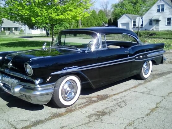 1957 Pontiac Laurentian