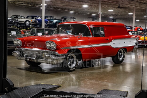 1958 Pontiac Pathfinder