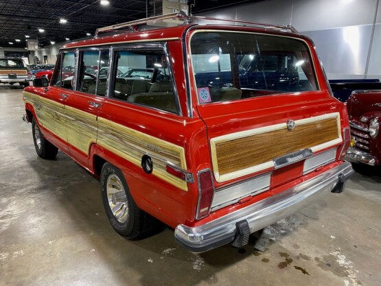 1984 Jeep Grand Wagoneer