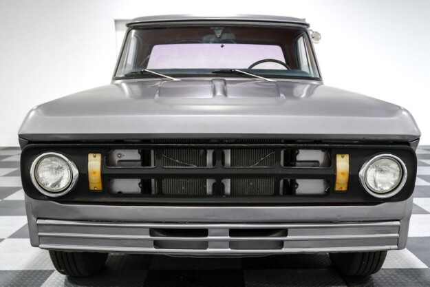 1970 Dodge D100