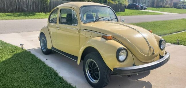 1972 Volkswagen Super Beetle