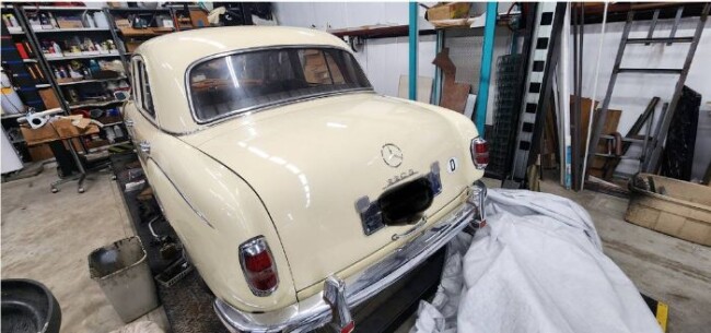 1959 Mercedes-Benz 220S
