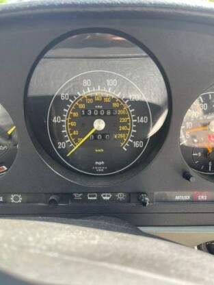 1986 Mercedes-Benz 560SL