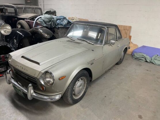 1969 Nissan 2000