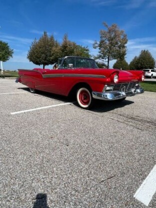 1957 Ford Fairlane