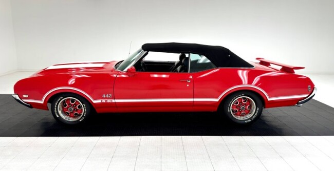 1969 Oldsmobile Cutlass Supreme