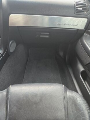 2004 Ford Thunderbird