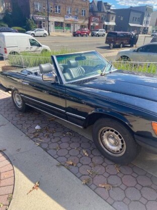 1984 Mercedes-Benz 380SL