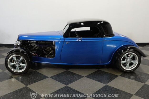 1933 Ford Roadster