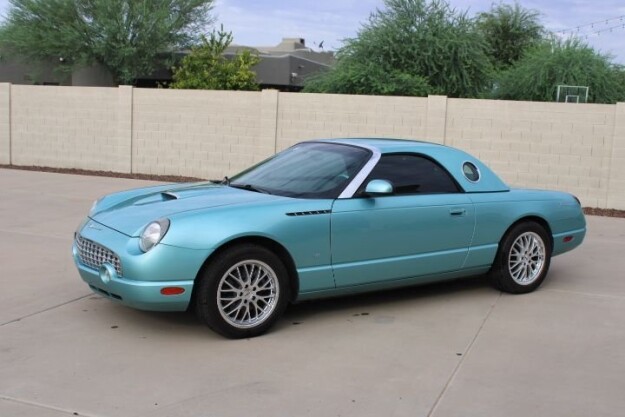 2002 Ford Thunderbird