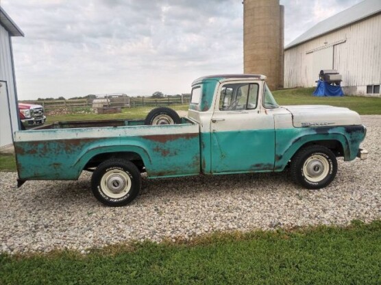 1960 Ford F-100