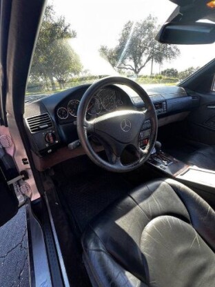 2001 Mercedes-Benz SL500