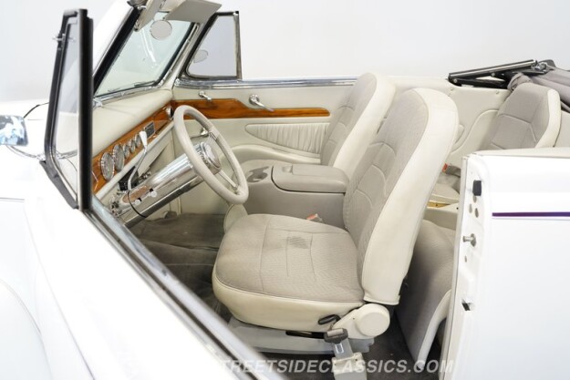 1947 Ford Deluxe