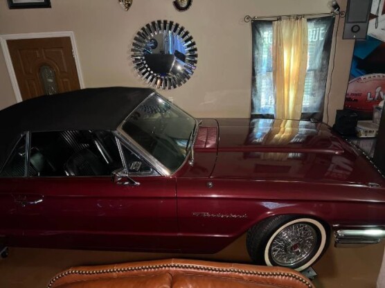 1964 Ford Thunderbird