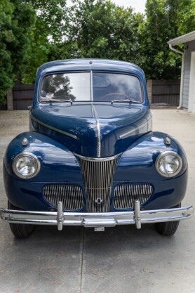 1941 Ford Sedan