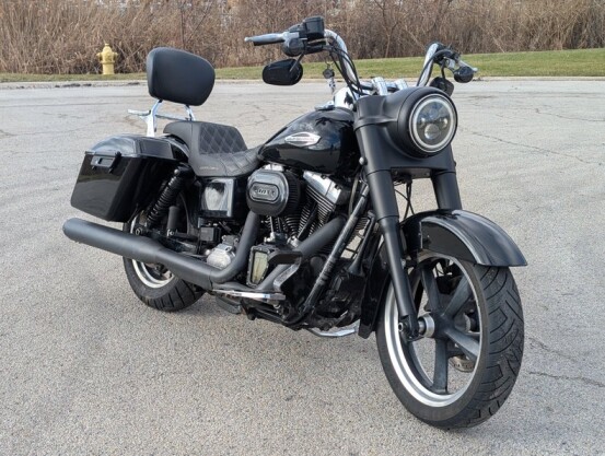 2016 Harley Davidson FLD Switchback