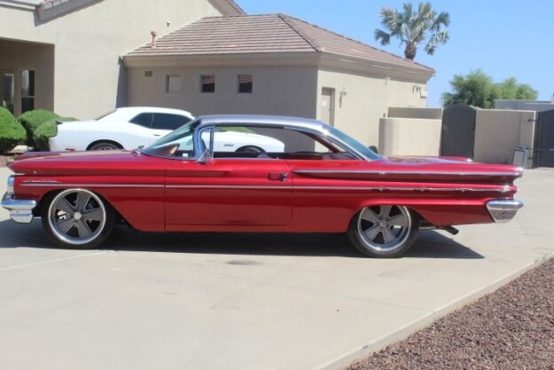 1960 Pontiac Laurentian