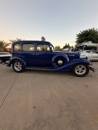1933 Buick Sedan
