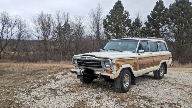 1986 Jeep Grand Wagoneer