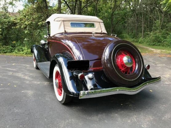 1933 Ford Roadster