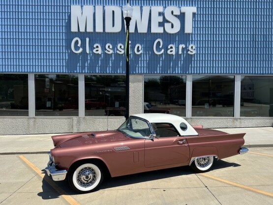 1957 Ford Thunderbird