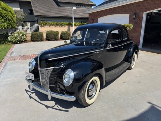 1940 Ford Deluxe