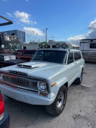 1975 Jeep Grand Wagoneer