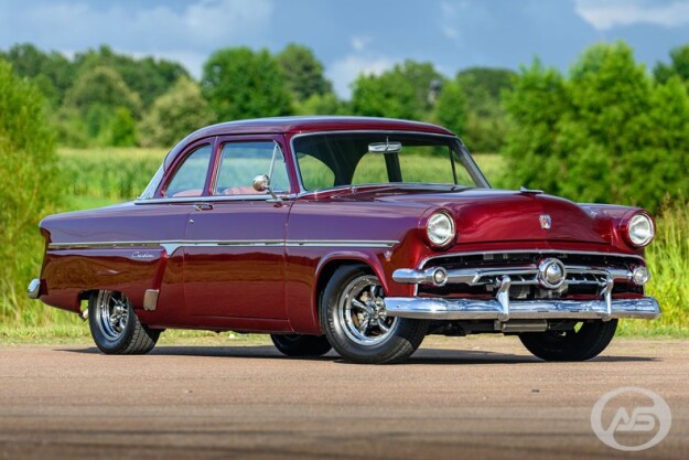 1954 Ford Crestline