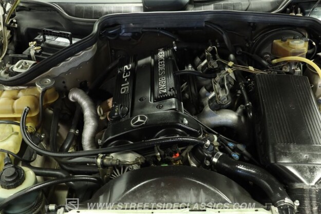 1985 Mercedes-Benz 190E