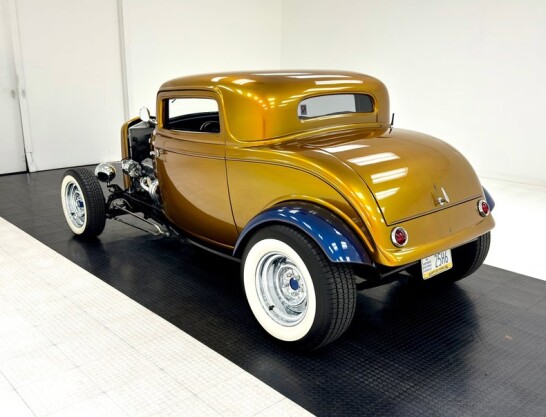 1932 Ford 3 Window