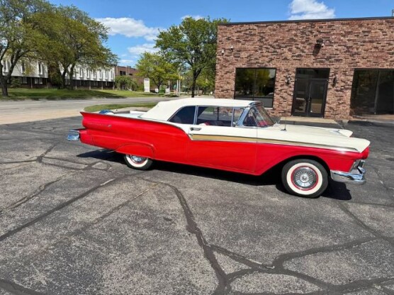 1957 Ford Fairlane