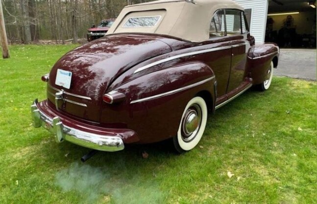 1946 Ford Deluxe