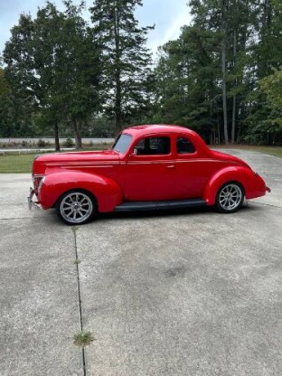 1939 Ford Deluxe