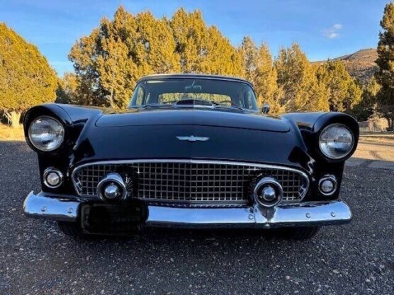 1956 Ford Thunderbird