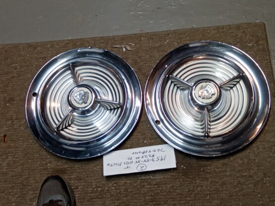 Accessories - Oldsmobile: 1953 1954 1955 Olds Fiesta Hubcaps