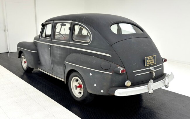 1946 Ford Deluxe