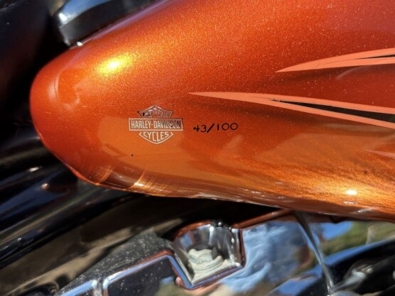 2002 Harley Davidson FLHRSE4 Screamin Eagle Road King