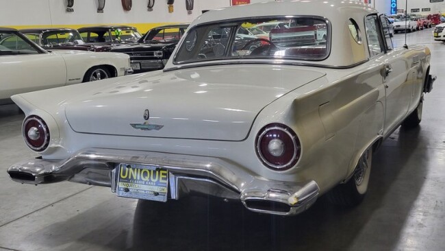 1957 Ford Thunderbird