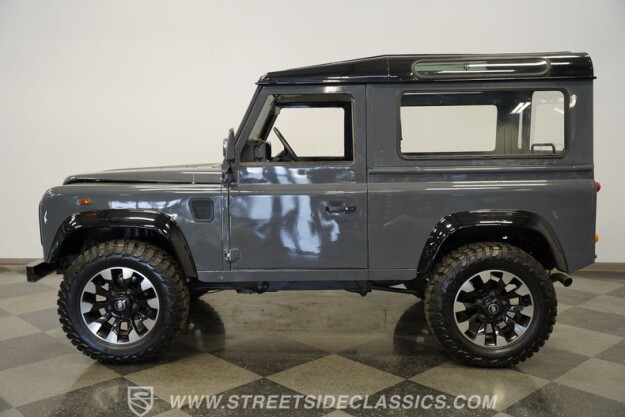 1987 Land Rover Defender