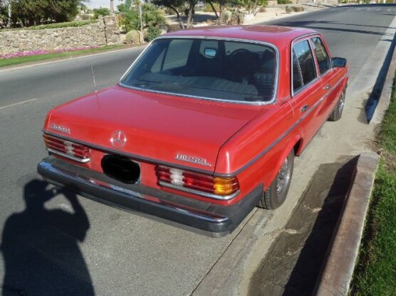 1977 Mercedes-Benz 300D