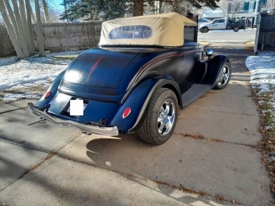 1934 Ford Cabriolet