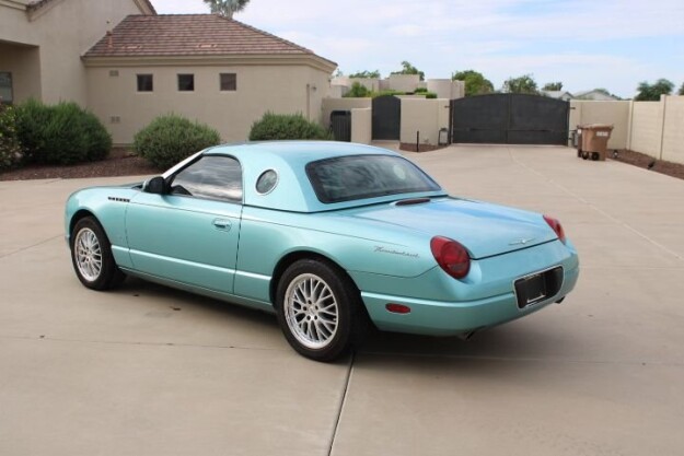2002 Ford Thunderbird