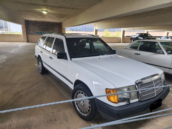 1988 Mercedes-Benz 300TE