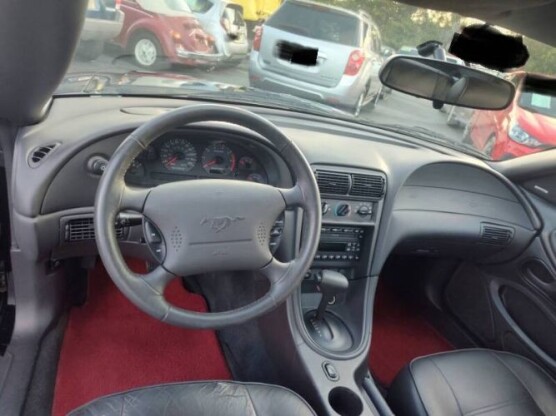 2002 Ford Mustang