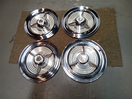 Accessories - Oldsmobile: 1953 54 55 Olds Fiesta Hubcaps