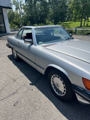 1989 Mercedes-Benz 560SL